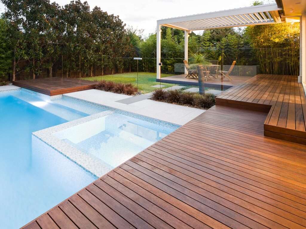 simming pool fence